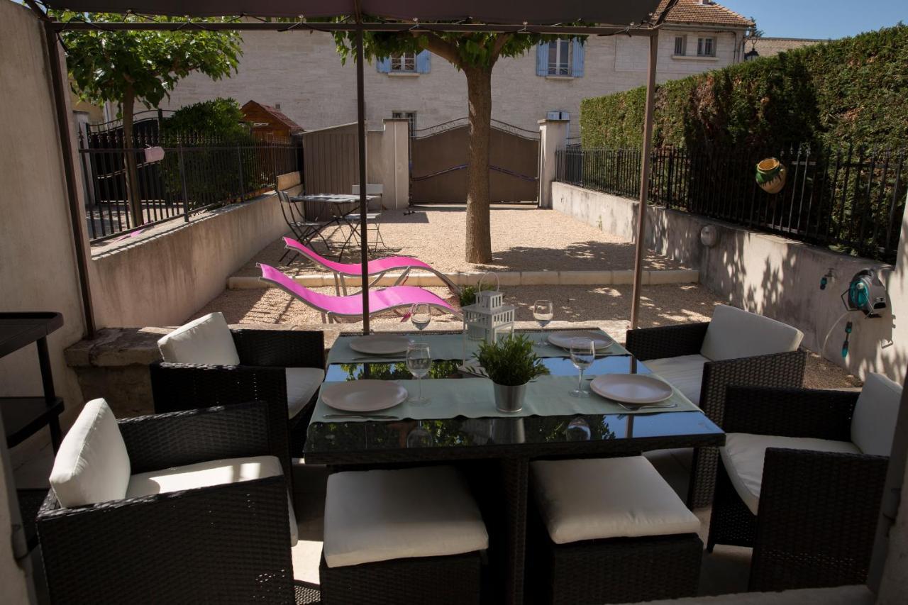 Maison Tendance Avec Jardin, Centre Village, Alpilles, Familles Eyragues 外观 照片